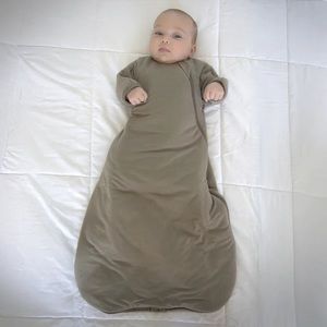 Gunamuna transitional swaddle